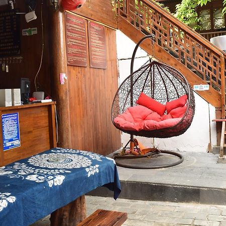 Runtong International Youth Hostel Лиджанг Екстериор снимка