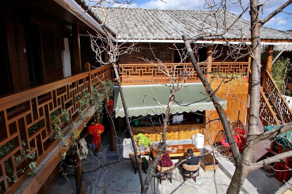Runtong International Youth Hostel Лиджанг Екстериор снимка