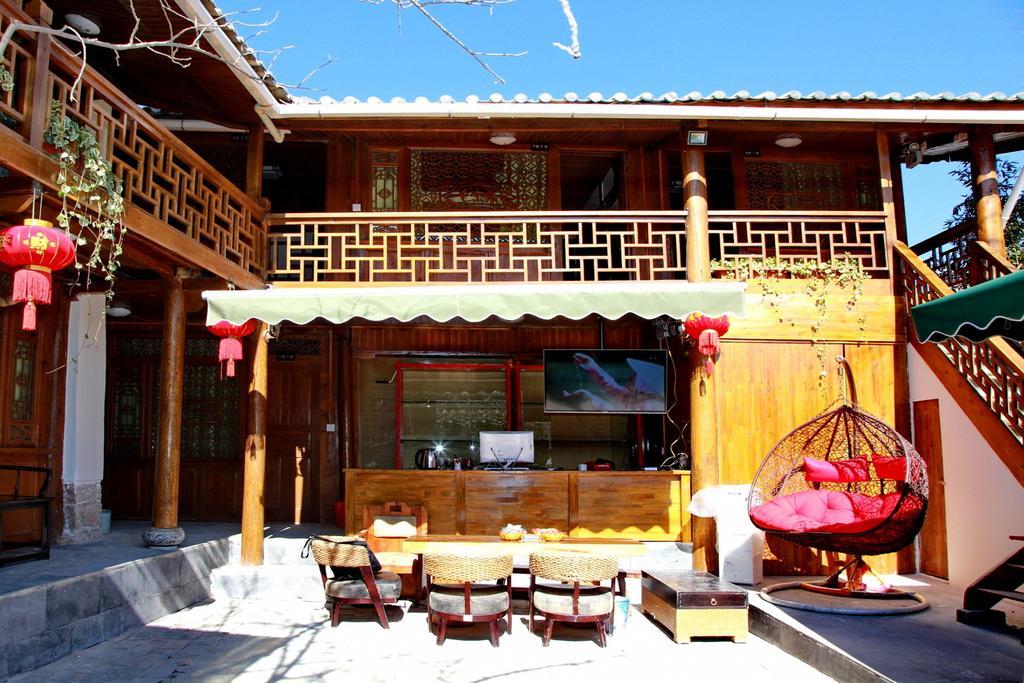 Runtong International Youth Hostel Лиджанг Екстериор снимка