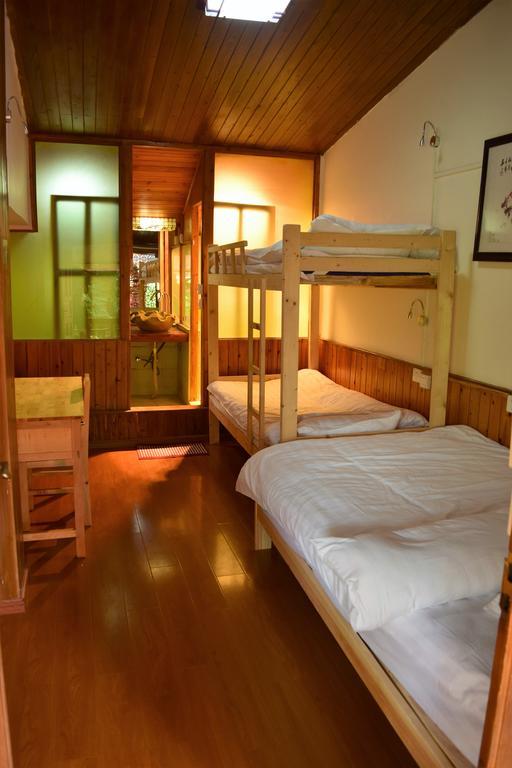Runtong International Youth Hostel Лиджанг Екстериор снимка