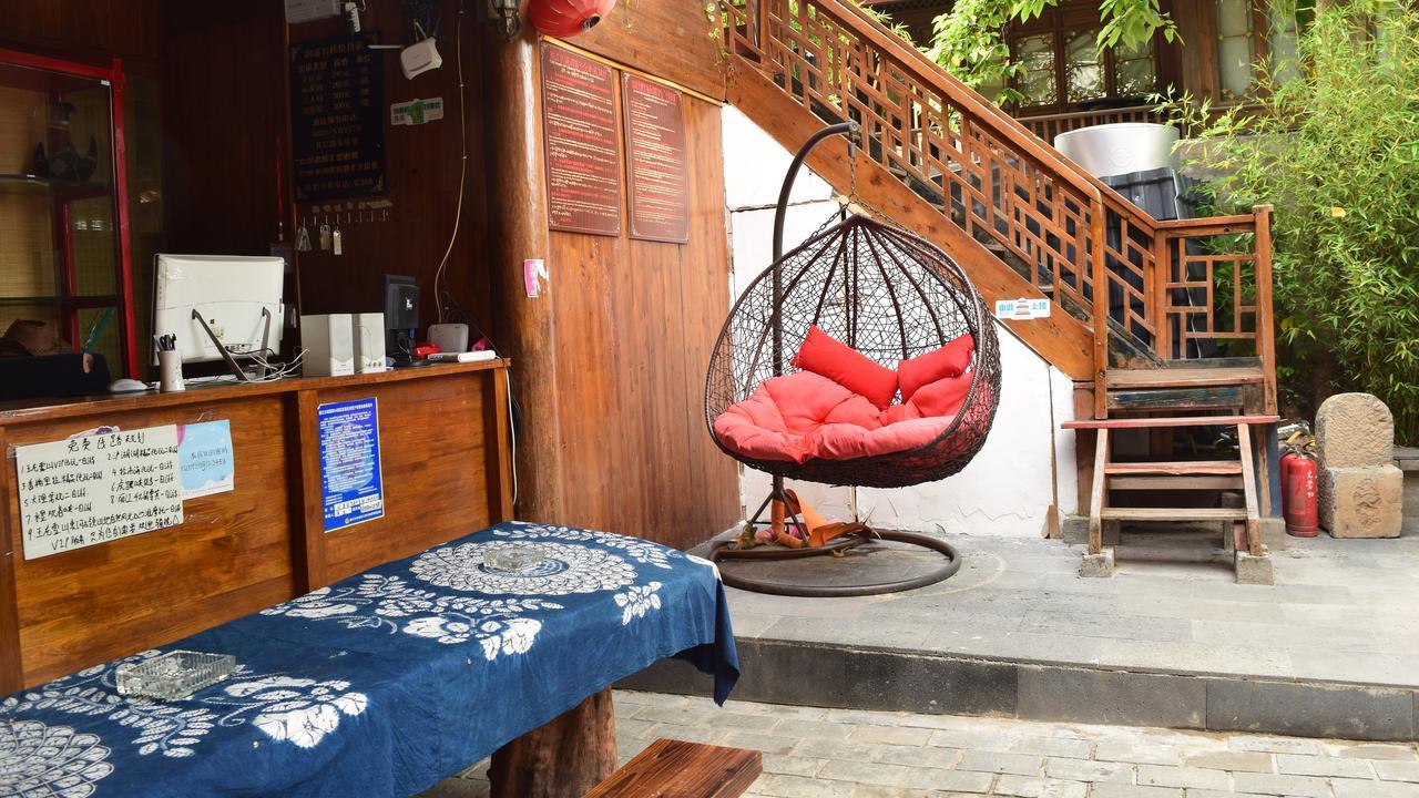 Runtong International Youth Hostel Лиджанг Екстериор снимка