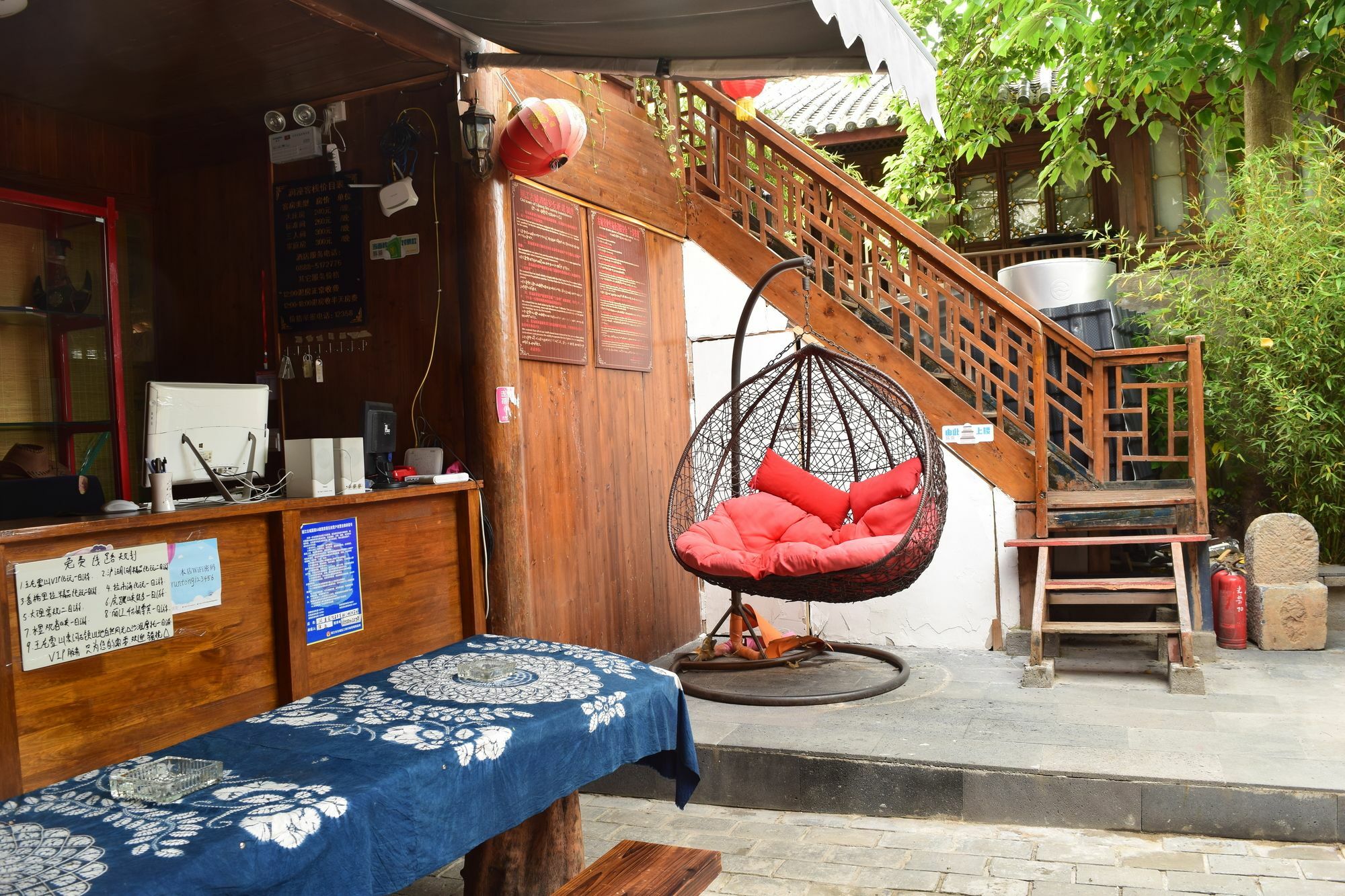 Runtong International Youth Hostel Лиджанг Екстериор снимка